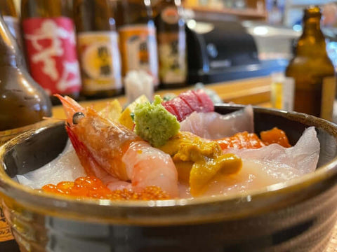 Seafoods Domburi with Uni paste