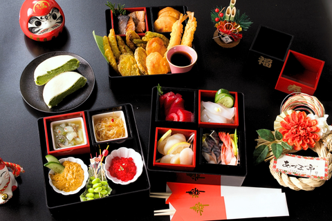 Azumatei New Year Celebration Box (14 items)