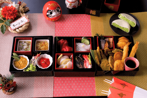 Azumatei New Year Celebration Box (14 items)