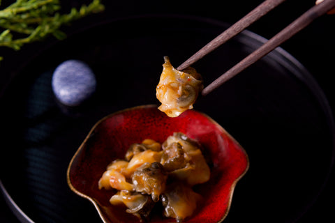 Tsubu Kimchi (Whelk with Kimchi Sauce)